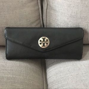 Tory Burch wallet